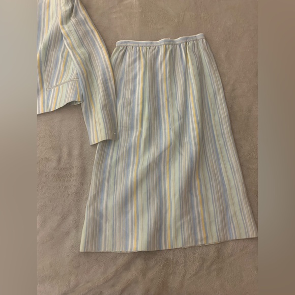 SALVATORE FERRAGAMO 2 Piece Striped Blue Yellow Suite Skirt Preppy High Fashion - Picture 2 of 15